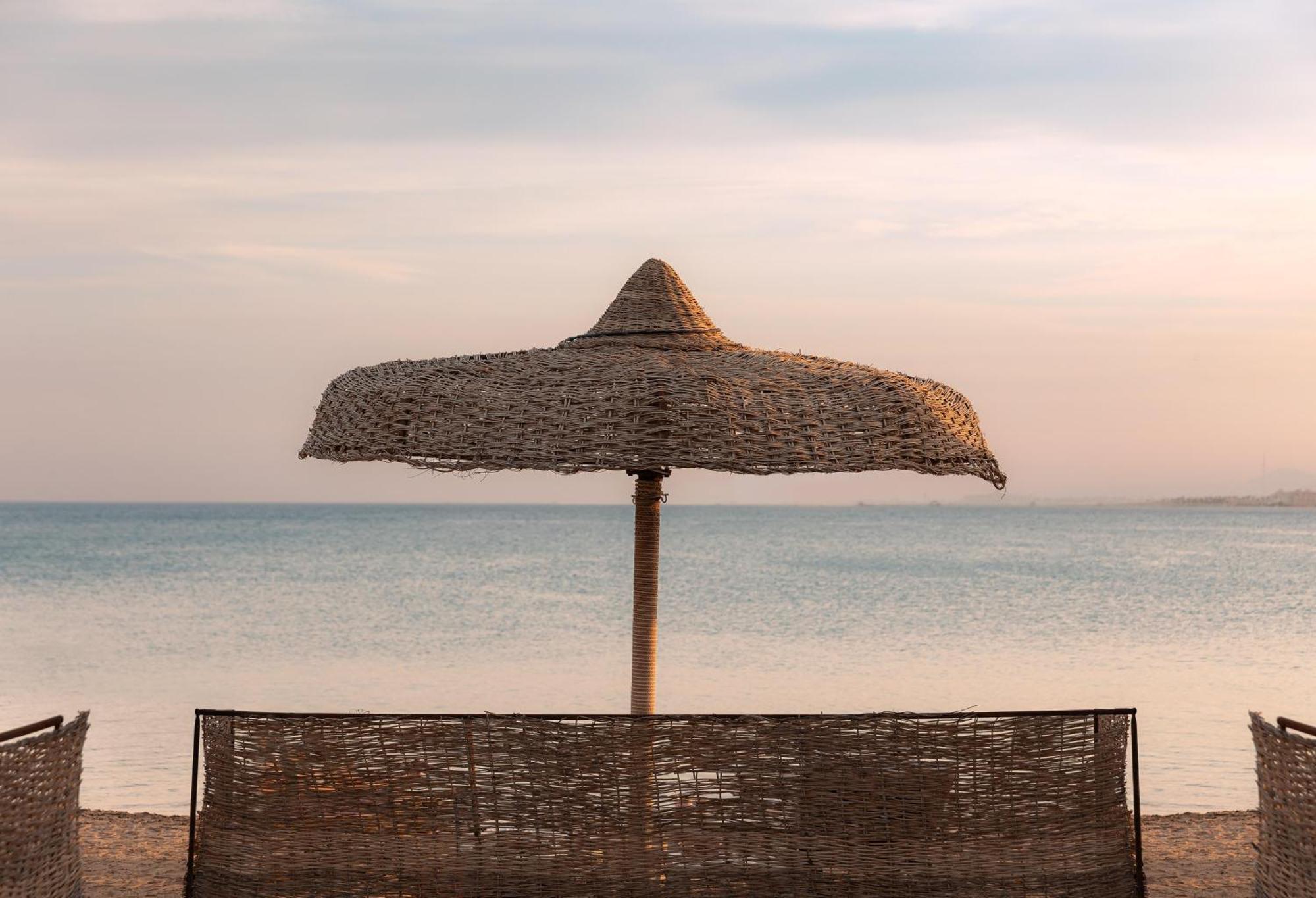 Palm Royale Resort - מפרץ סומה מראה חיצוני תמונה