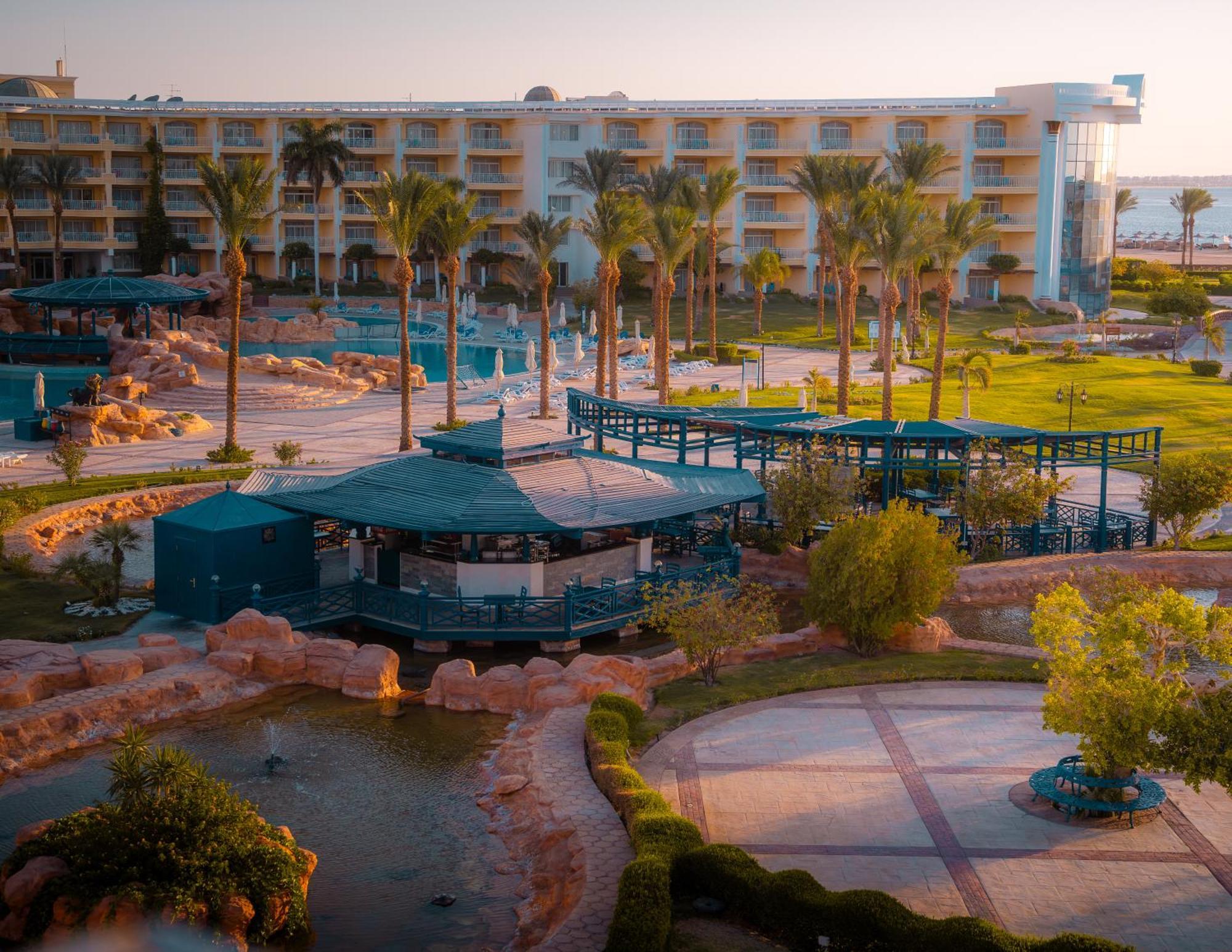 Palm Royale Resort - מפרץ סומה מראה חיצוני תמונה