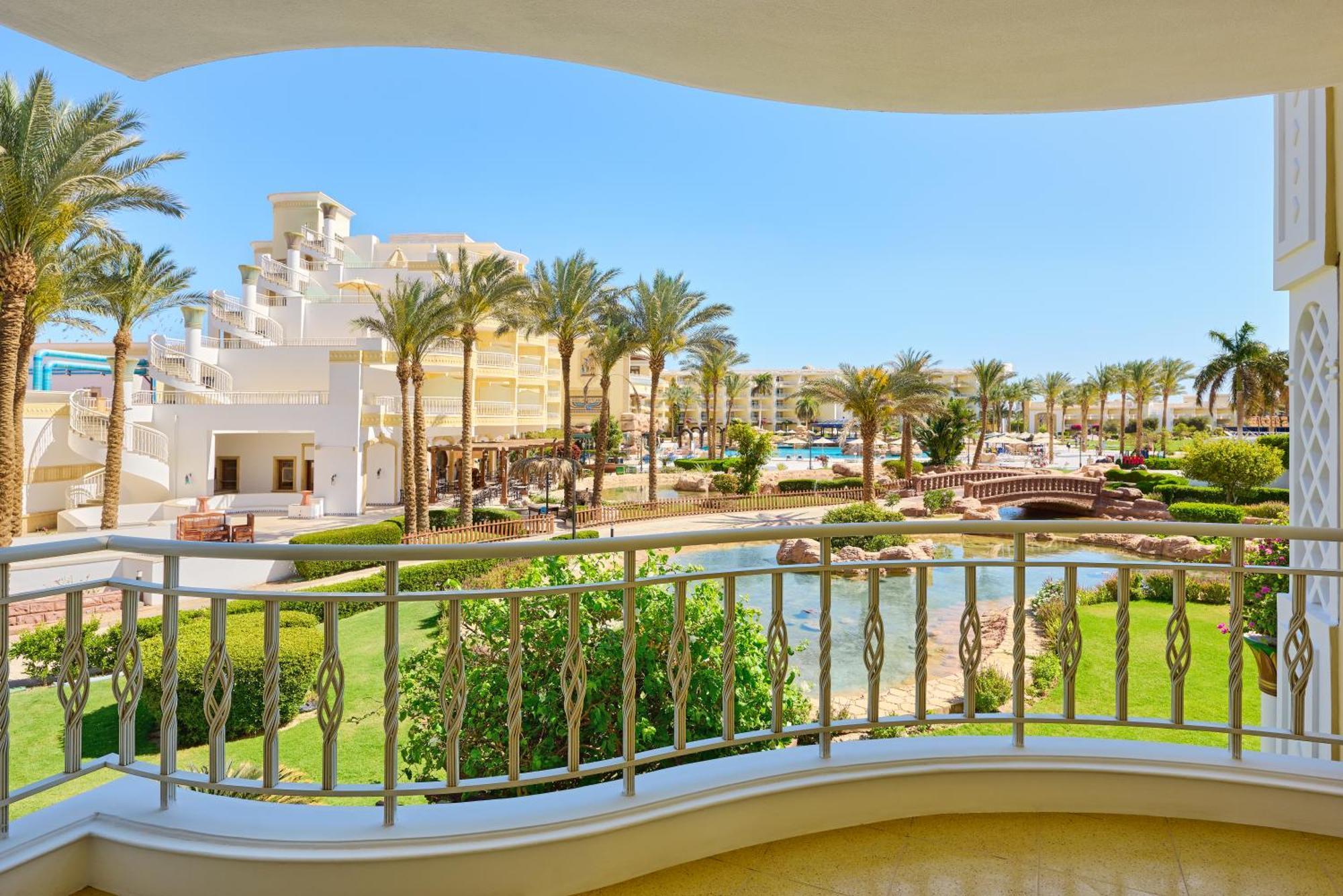 Palm Royale Resort - מפרץ סומה מראה חיצוני תמונה